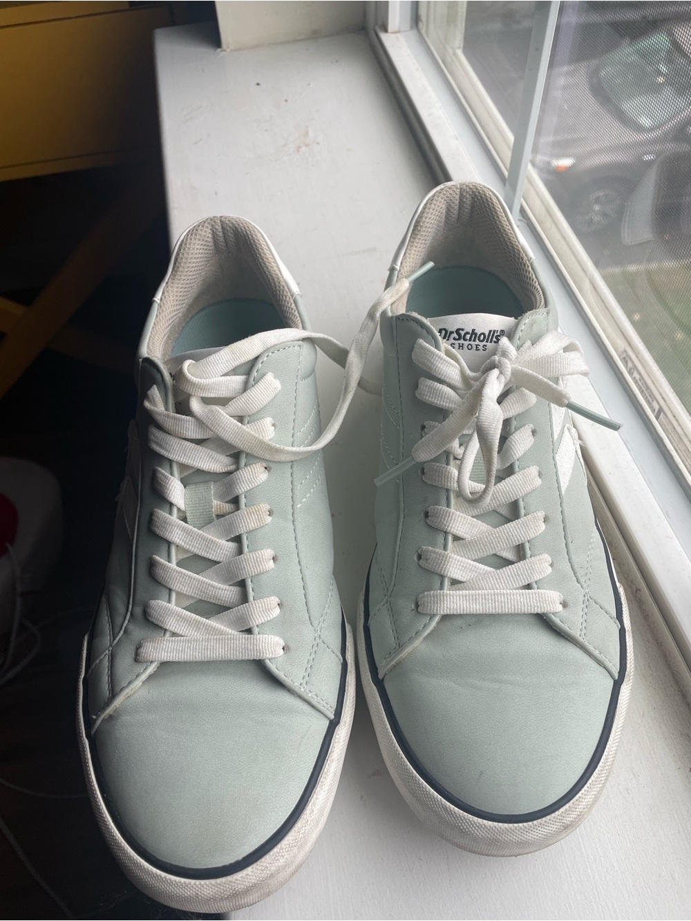 Dr. Scholl's Women’s 8.5 Mint Green Low-Top Sneakers